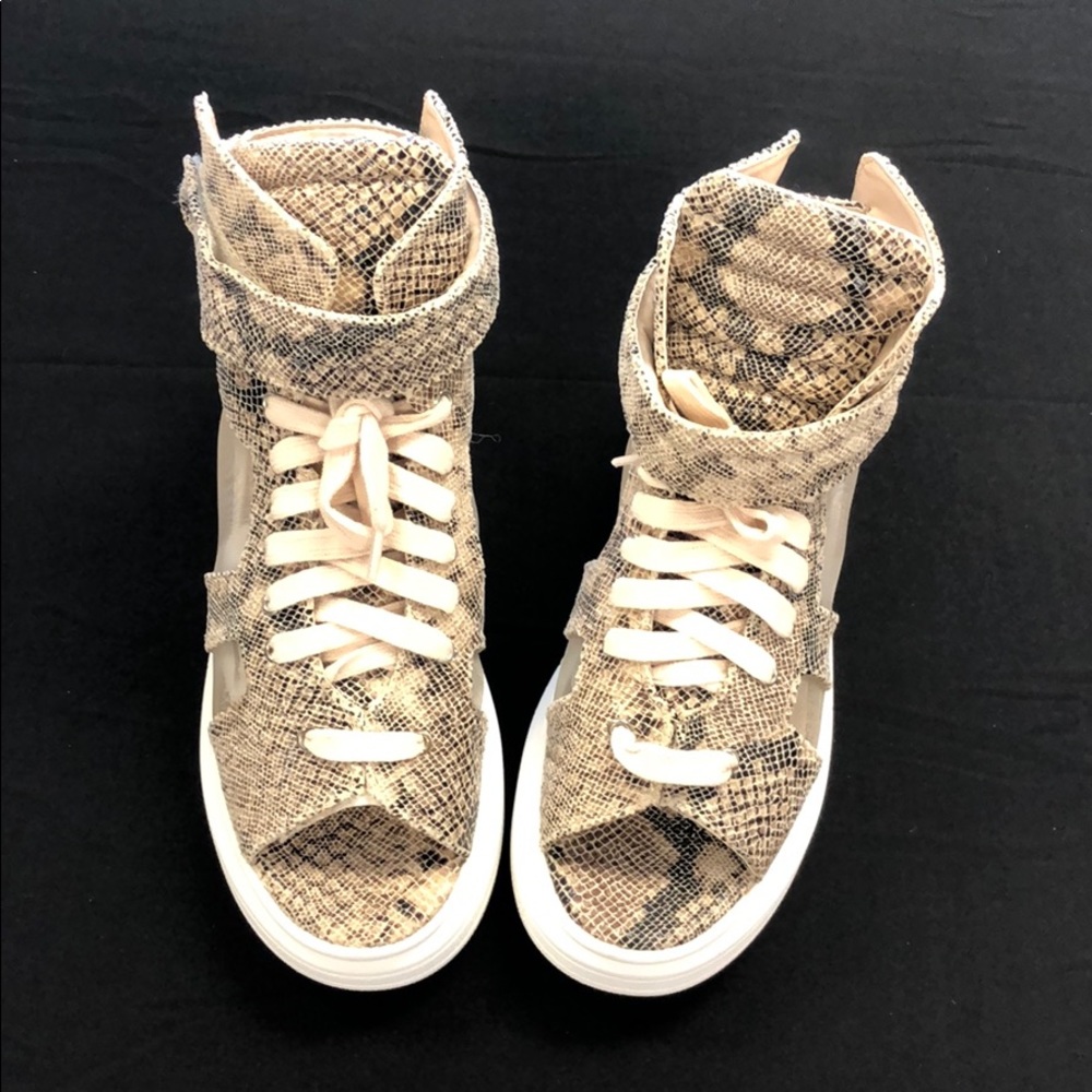 Brand New Open Toe Sandals